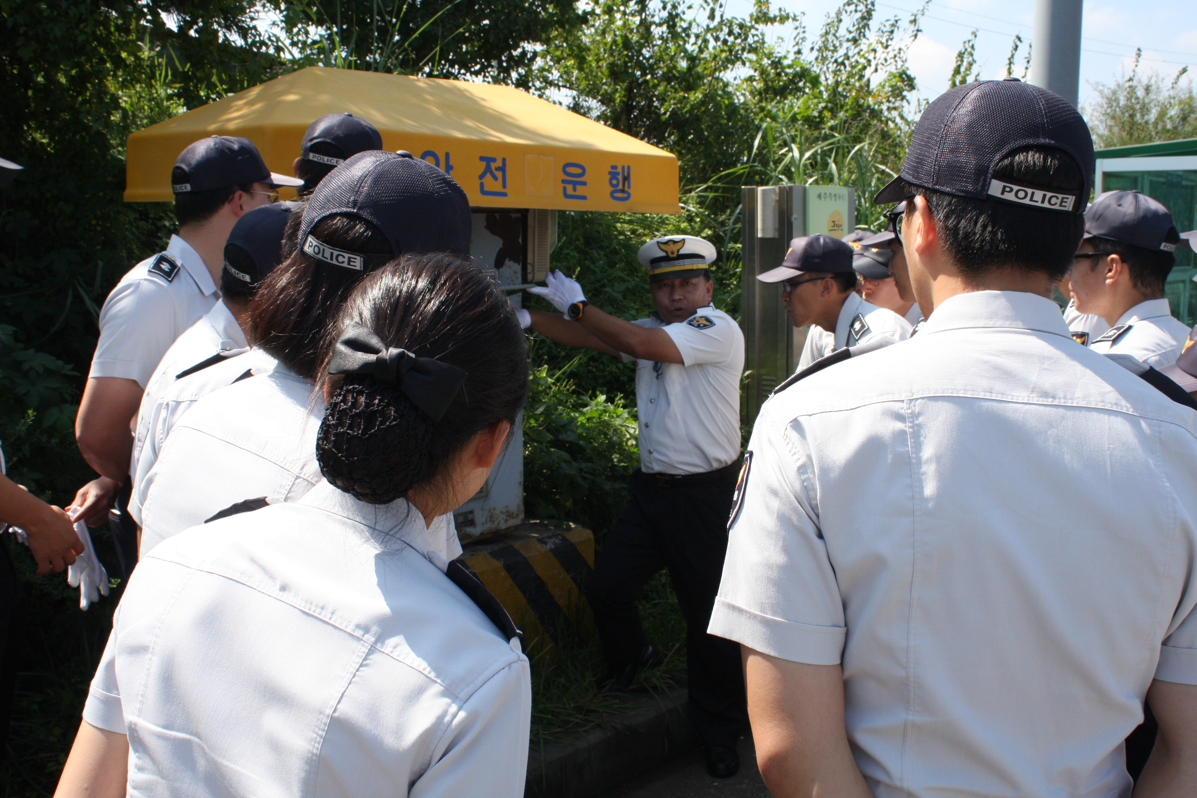 서부서, 신임경찰 수신호 교육 및 단속현장 실습