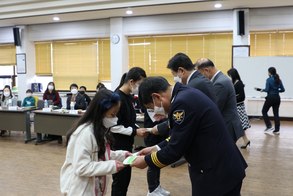 동부서, "三多순찰 나눔사업" 후원금 전달식 개최