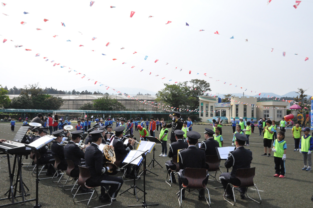 경찰악대, 「물메 한마당 큰잔치」 축하공연 